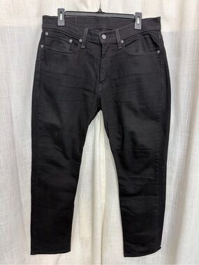 Levi Men's Black Straight Fit Jeans